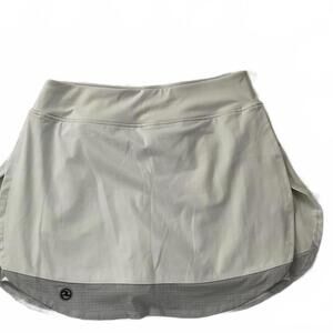 Reel Life  White Athletic Skirt with Built-in Shorts Size XL